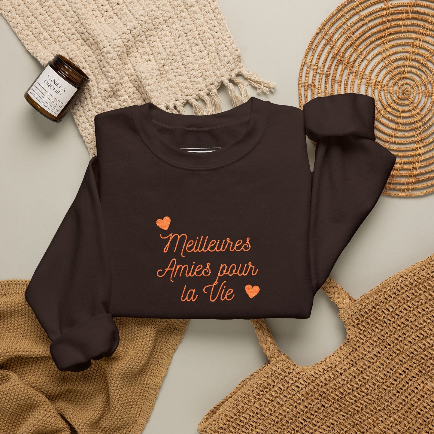 Crewneck Sweatshirt – 'Mistakes Arrive' Cute Script Heart Graphic, Cozy Casual Pullover